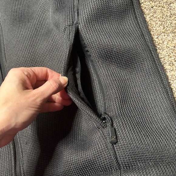 ZeroXposur Black Fleece Pullover - Picture 3 of 12